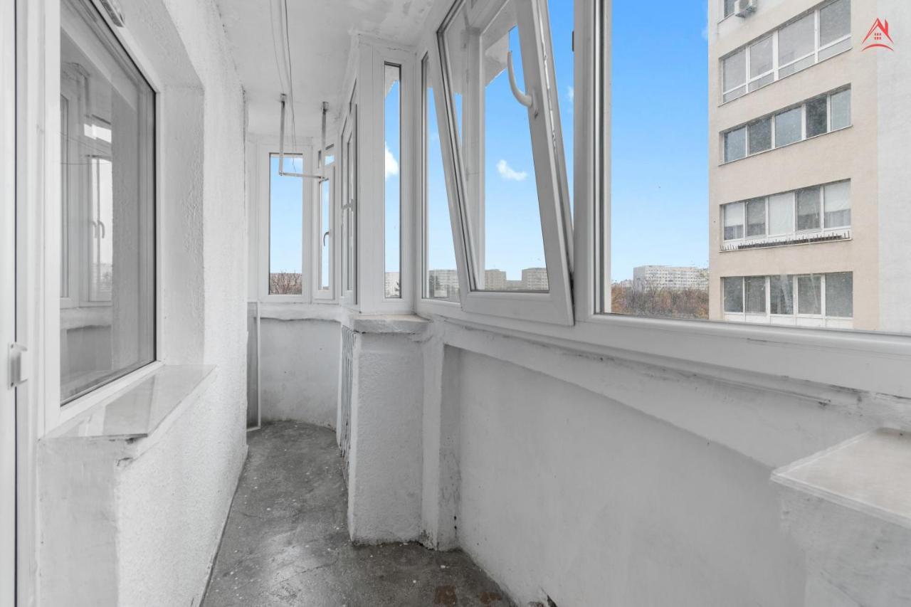 Dristor Large And Cozy Apartment Bucarest Exterior foto