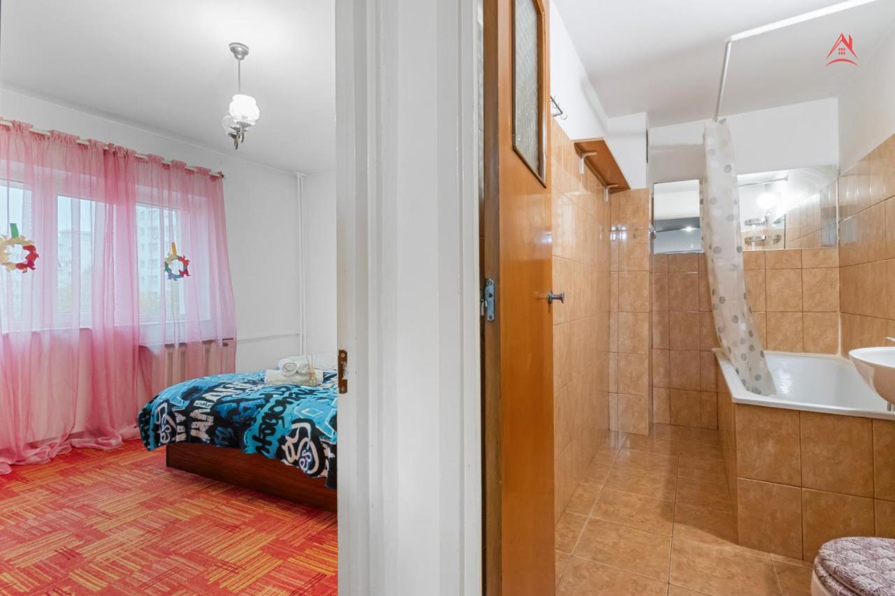 Dristor Large And Cozy Apartment Bucarest Exterior foto